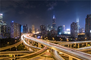 Summer is one of the most pleasant seasons in Shanghai's backyard garden.